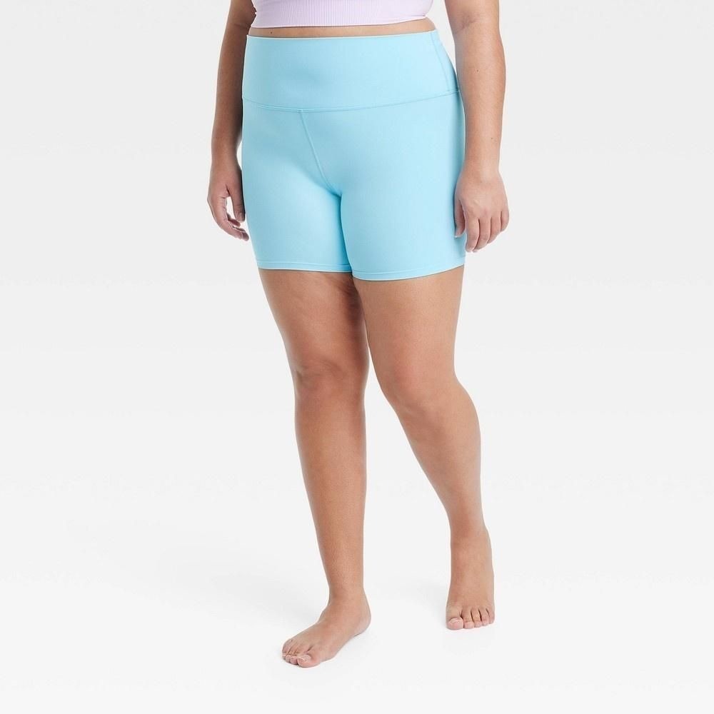 All in Motion Womens Everyday Soft Ultra High-Rise Bike Shorts 6in Light Blue 1X